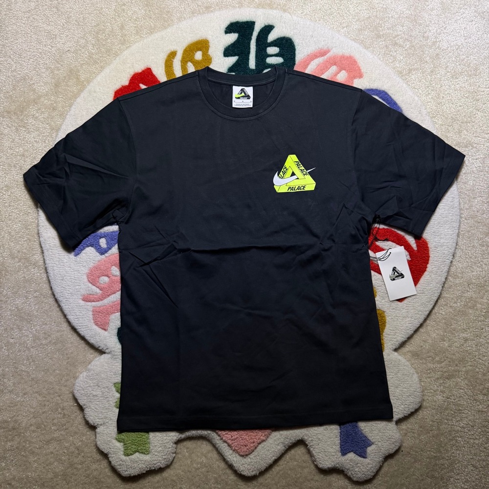 Palace Nike Tri Swoosh T-Shirt Black Neon Yellow Size Medium